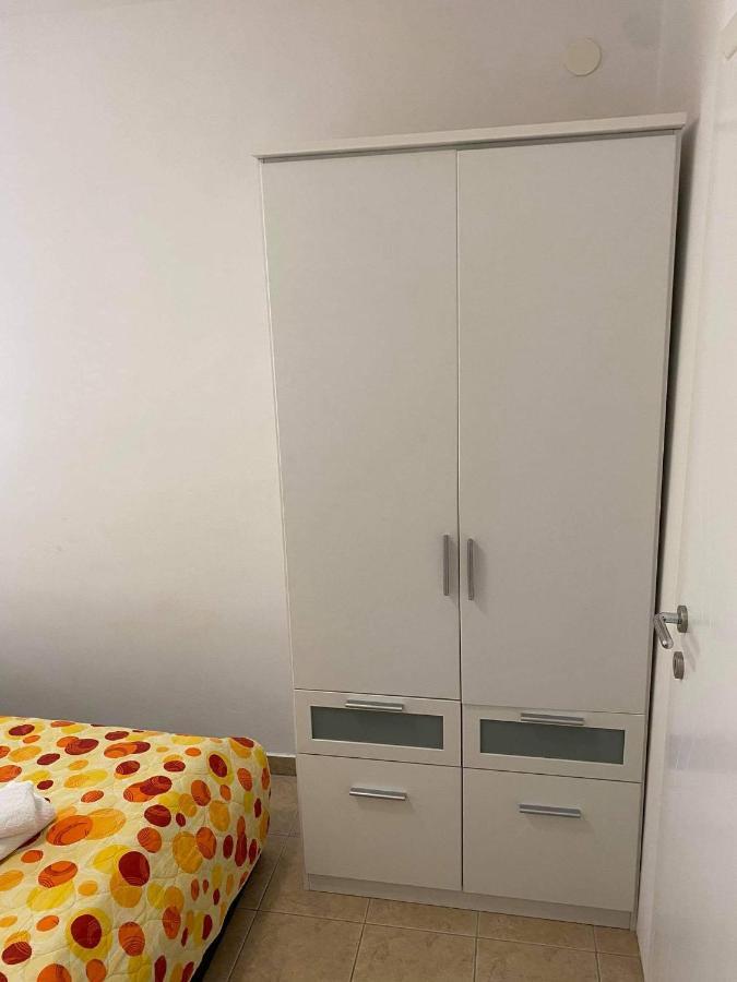 Genesis Apartment โตรกีร์ ภายนอก รูปภาพ