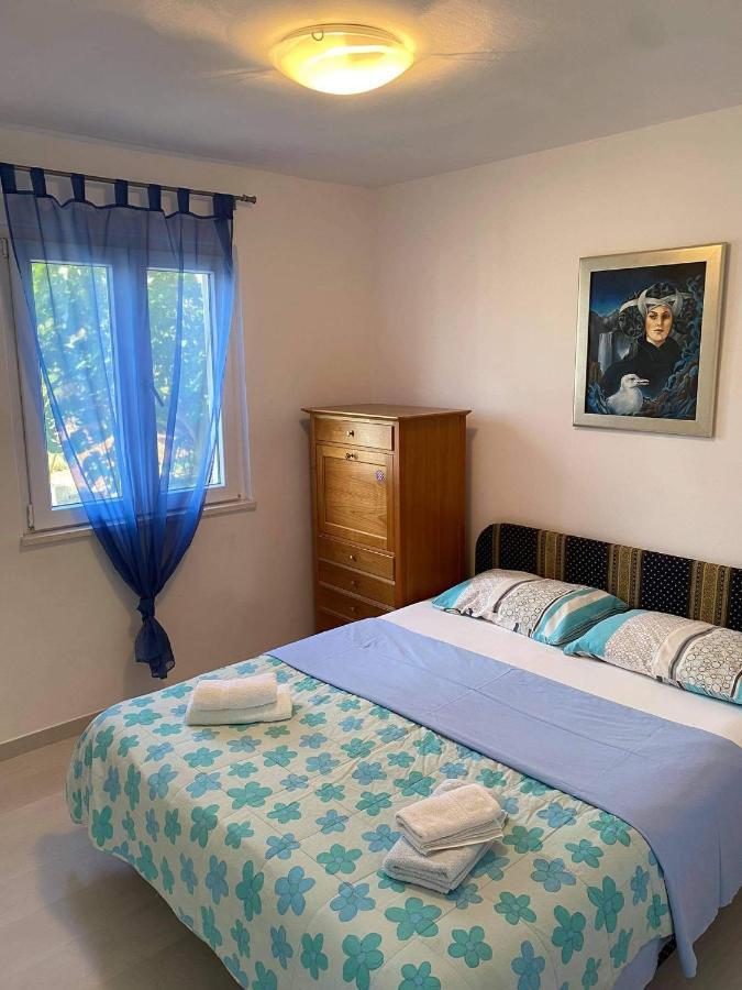Genesis Apartment โตรกีร์ ภายนอก รูปภาพ